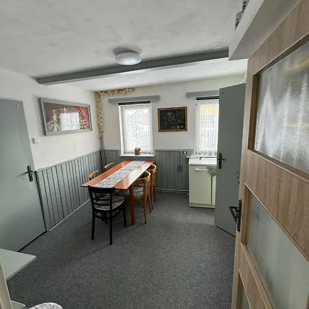 U Efy Apartment *